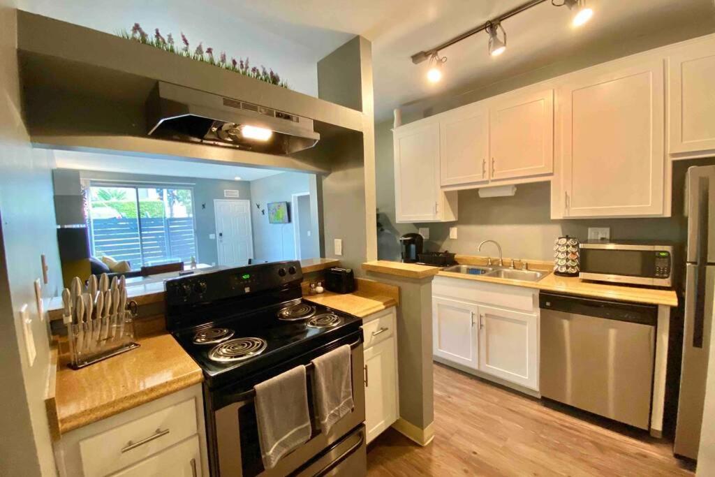 Centrally Located To All San Diego Has To Offer Сан Диего Екстериор снимка